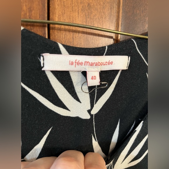 La Fée Maraboutée little summer dress fits like medium. - Picture 5 of 9